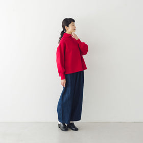 くらすこと +to 大人の定番、ハイネックプルオーバー