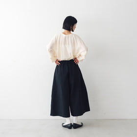 【SALE】 KURASUKOTO Atelier Wardrobe 大人のキュプラ混ブラウス