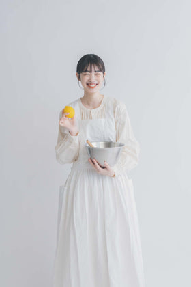 「くらすことの日常生活着」おめかしエプロン