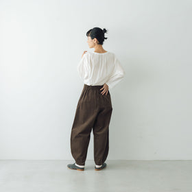 fruits of life コーデュロイバレルパンツ