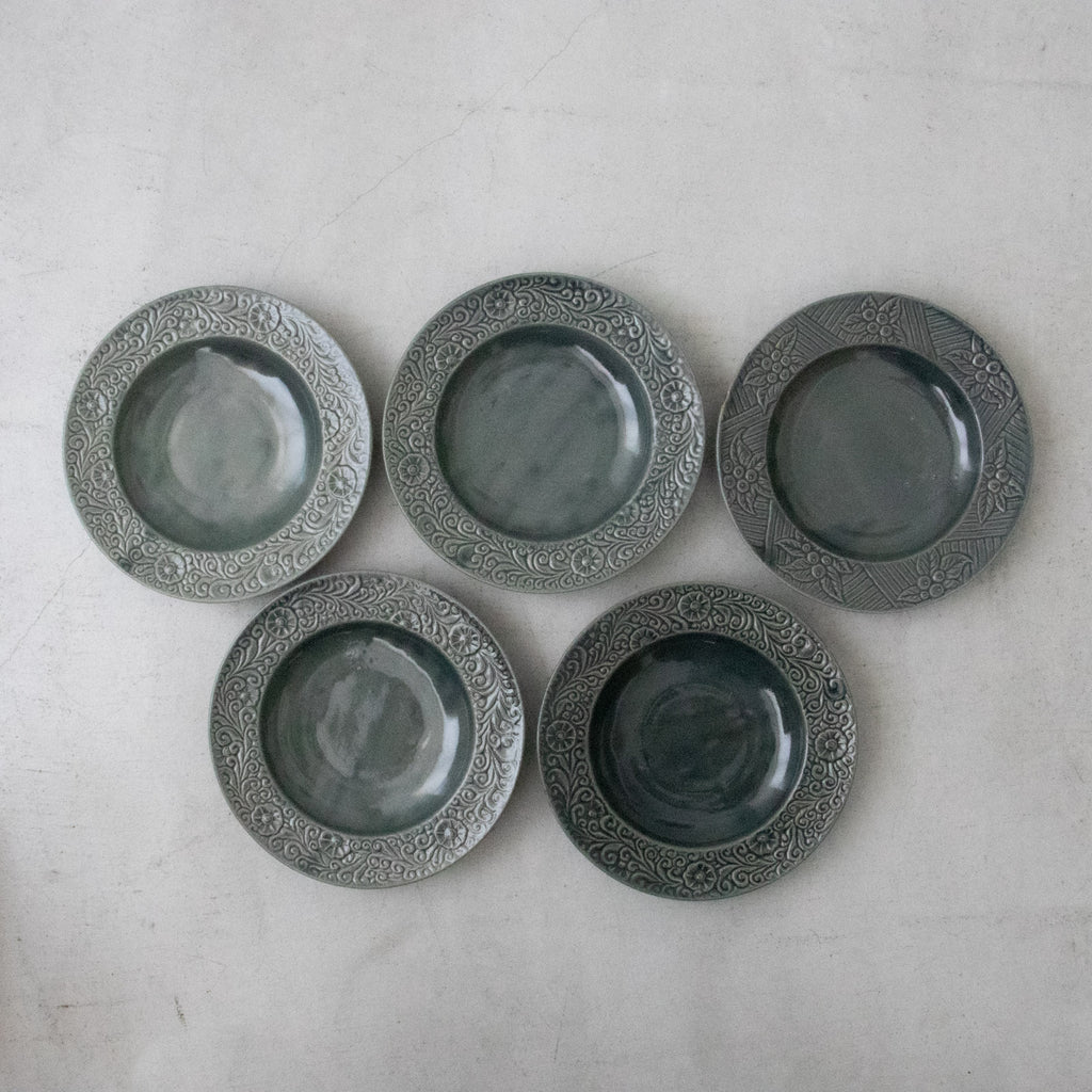 A（黒）