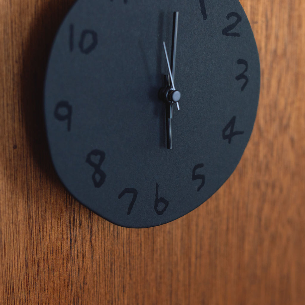 ' Spot ' wall clock Yuki MIKAMI × 岩㟢紙器
