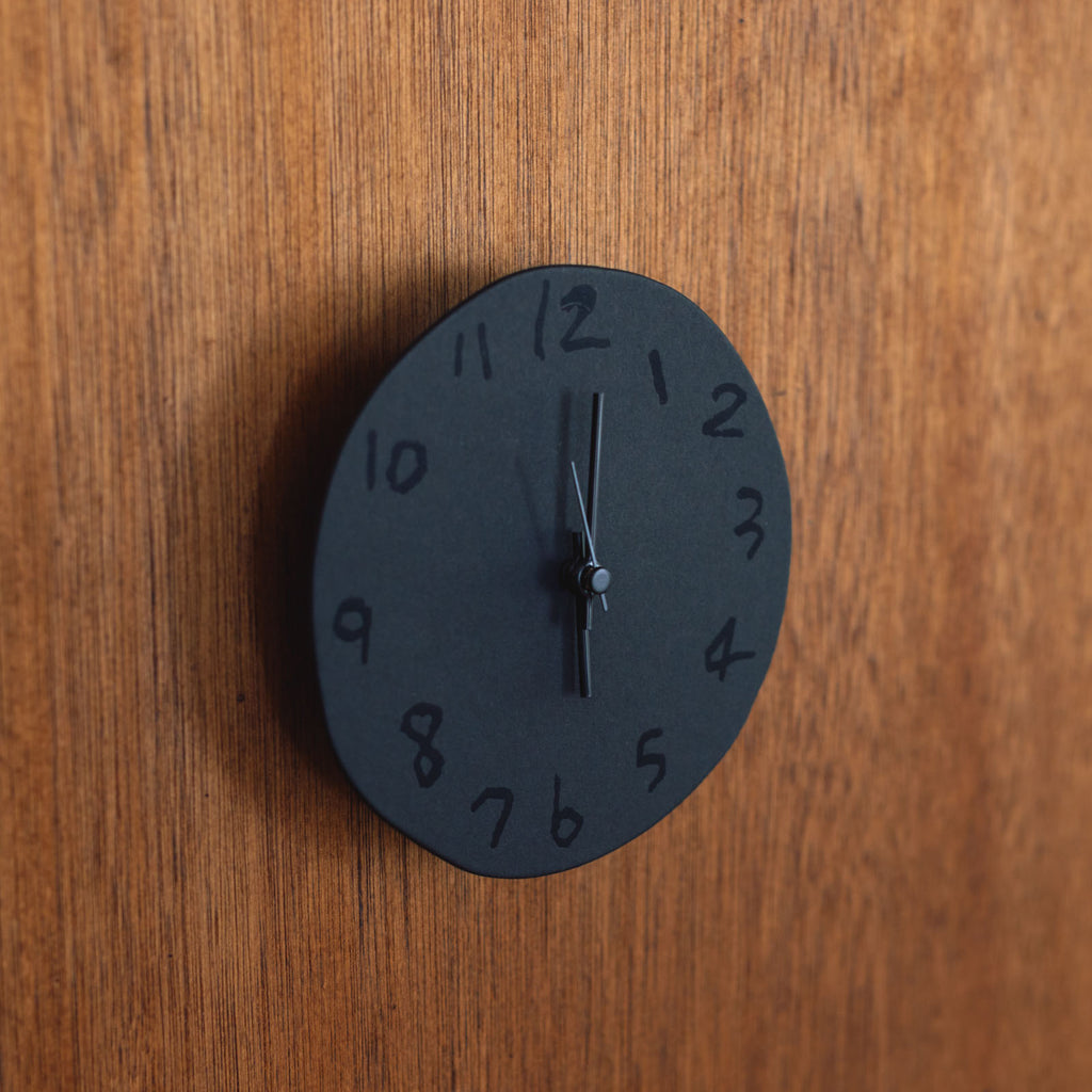 ' Spot ' wall clock Yuki MIKAMI × 岩㟢紙器