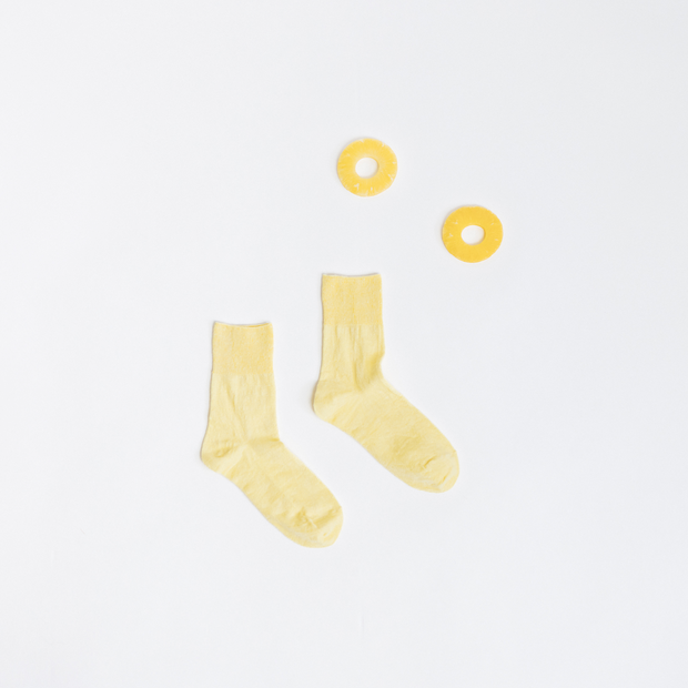 【SALE】 くらすこと さらっとなめらかリネンソックス