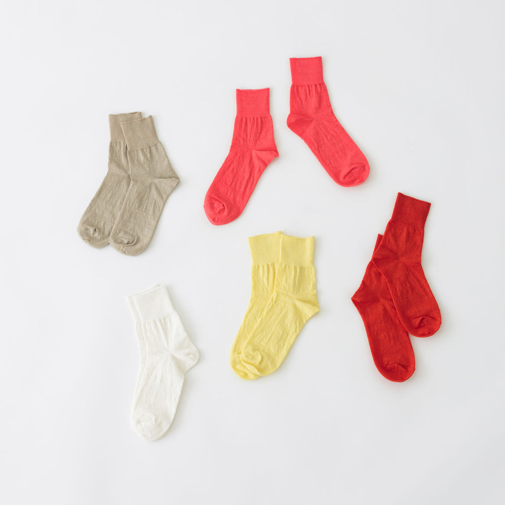 【SALE】 くらすこと さらっとなめらかリネンソックス