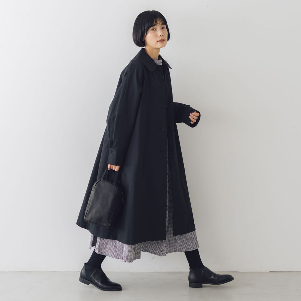 くらすこと ＋to クラシカルなコットンナイロンコート