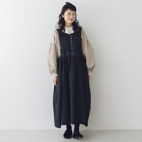 MAGALI コットンリネン ピンチェック タブリエワンピース