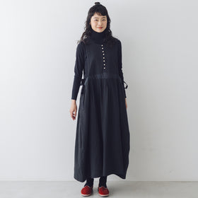MAGALI コットンリネン ピンチェック タブリエワンピース
