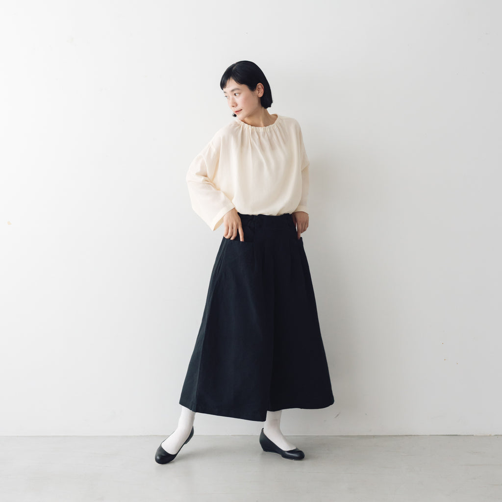 MAGALI ハイカウントコットンリネン コクーンパンツ