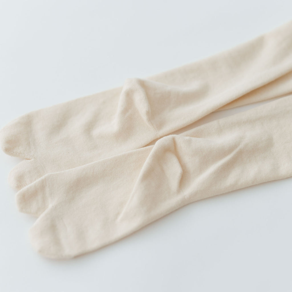 Yoli Tabi tights
