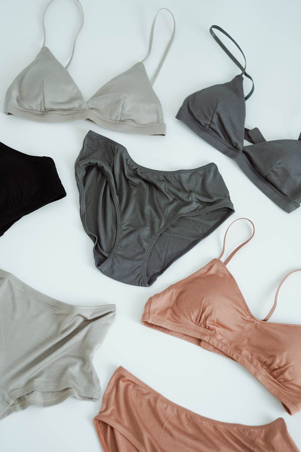COCOONA SKINWEAR ホールドブラジャー