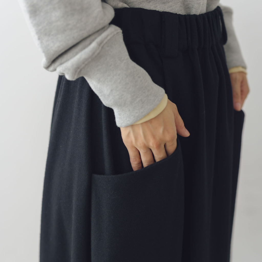 atelier naruse ウールポンチギャザースカート