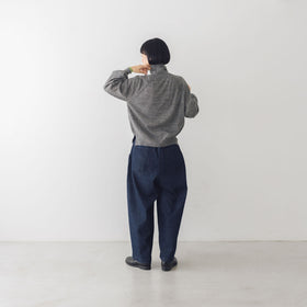 atelier naruse ウールタートルネックニットセーター